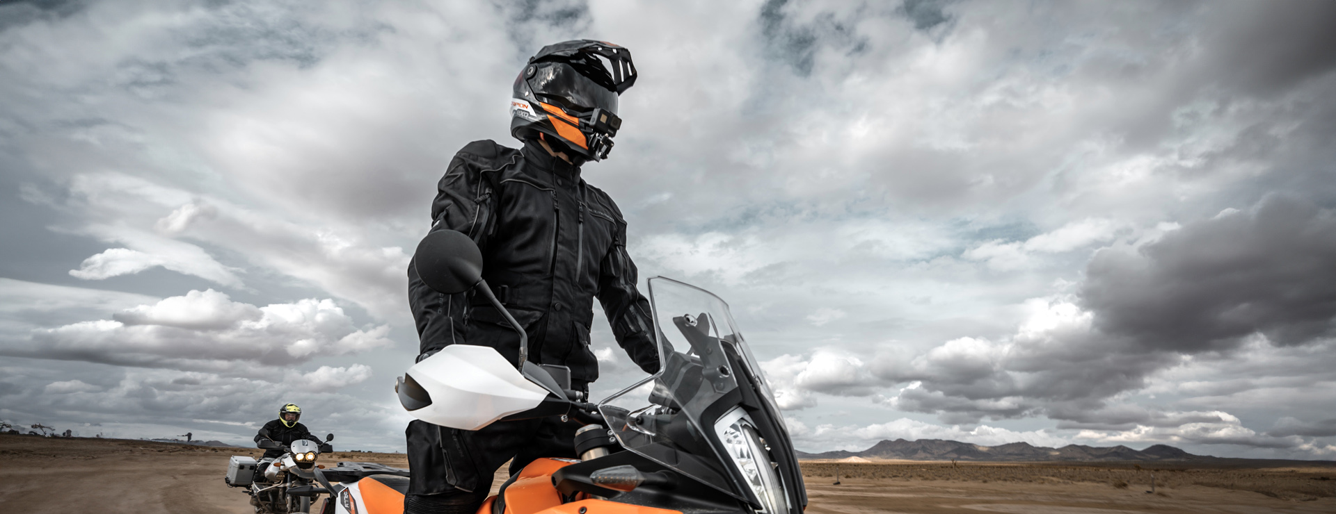 Scorpion -Scorpion USA ScorpionEXO Contact Us Page Hero Pic 00132