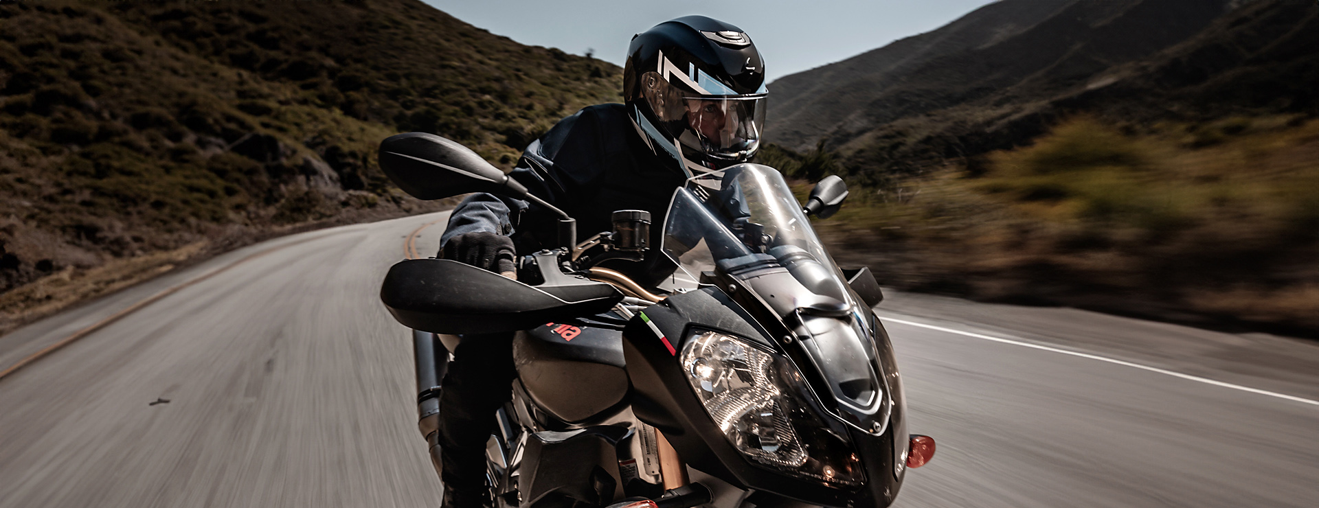 Scorpion -Scorpion USA ScorpionEXO Contact Us Page Hero Pic 00133